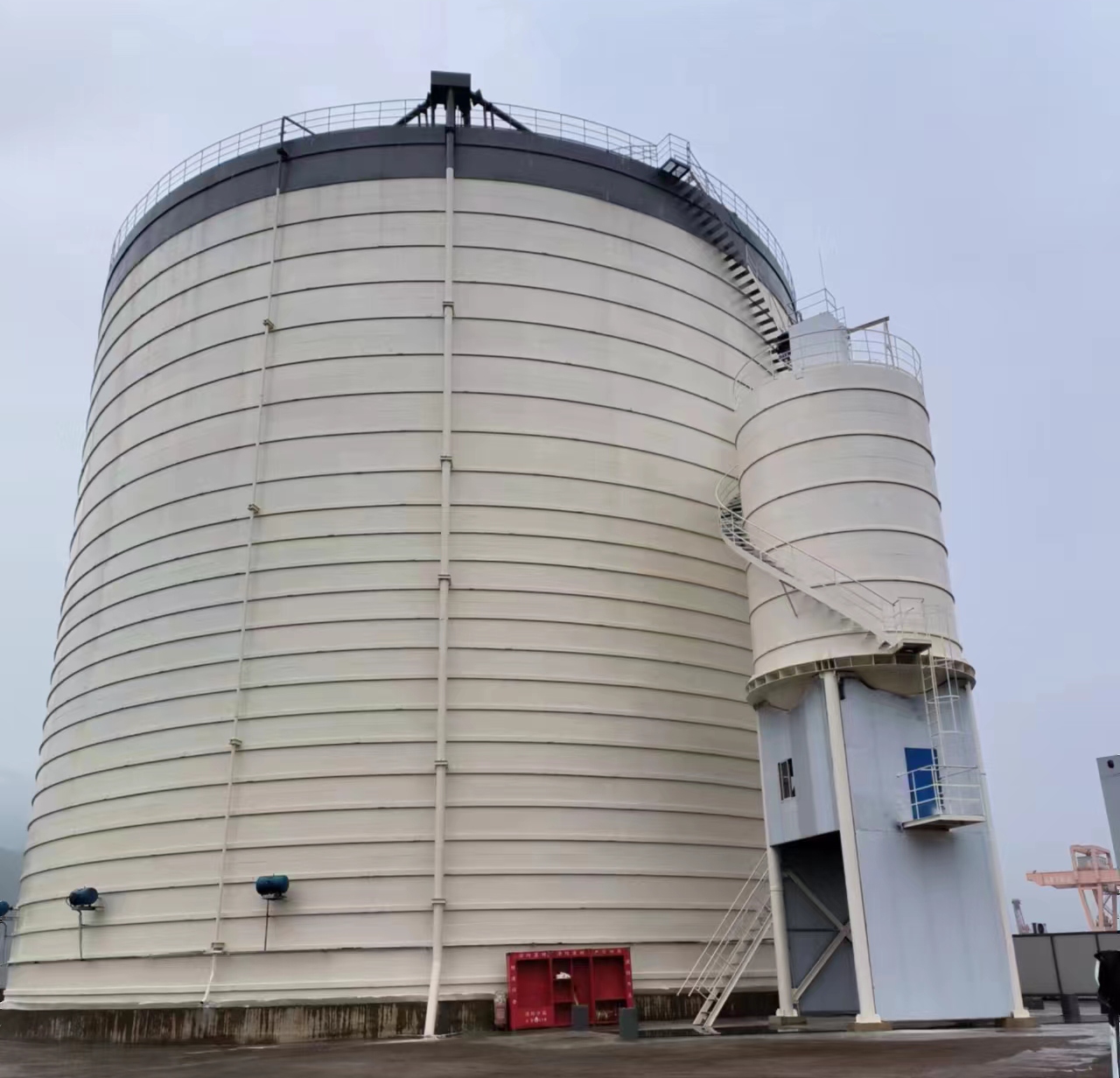 天津10万吨水泥钢板库